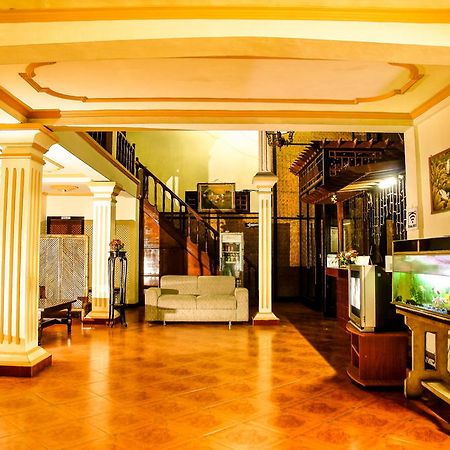 Mataram Hotel Buitenkant foto