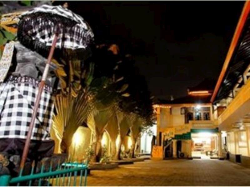Mataram Hotel Buitenkant foto